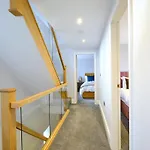 別荘 The Mill House In *